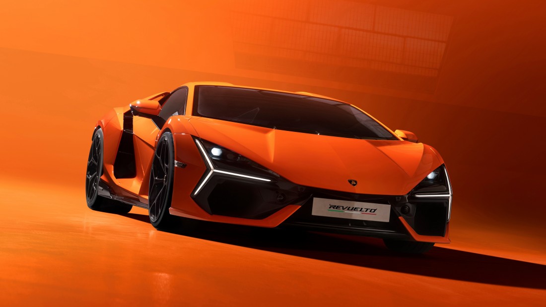 orange-lamborghini-revuelto-supercar-wallpaper-3840×2160