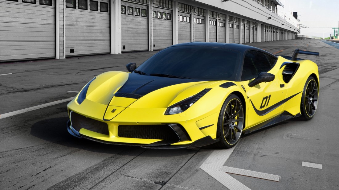 yellow-track-supercar-carbon-accent-wallpaper-2560×1440