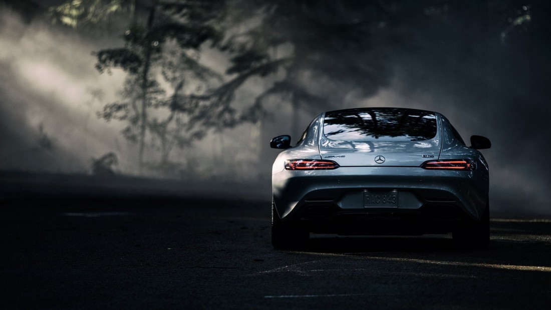 mercedes-amg-gt-night-drive-wallpaper-3840×2160