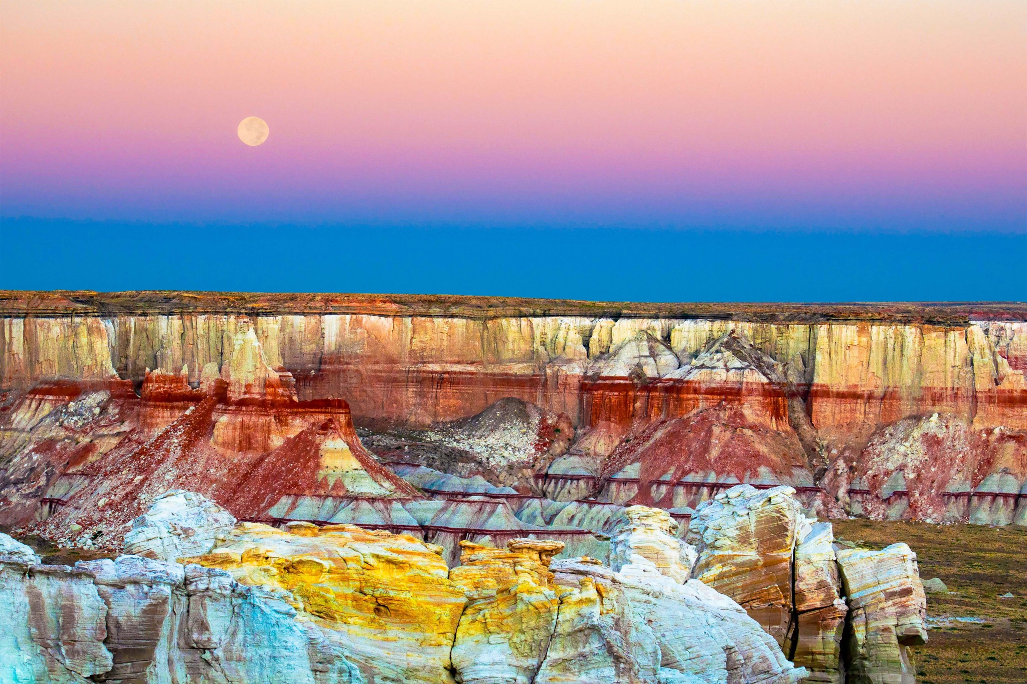 Painted Desert Moonrise Wallpaper