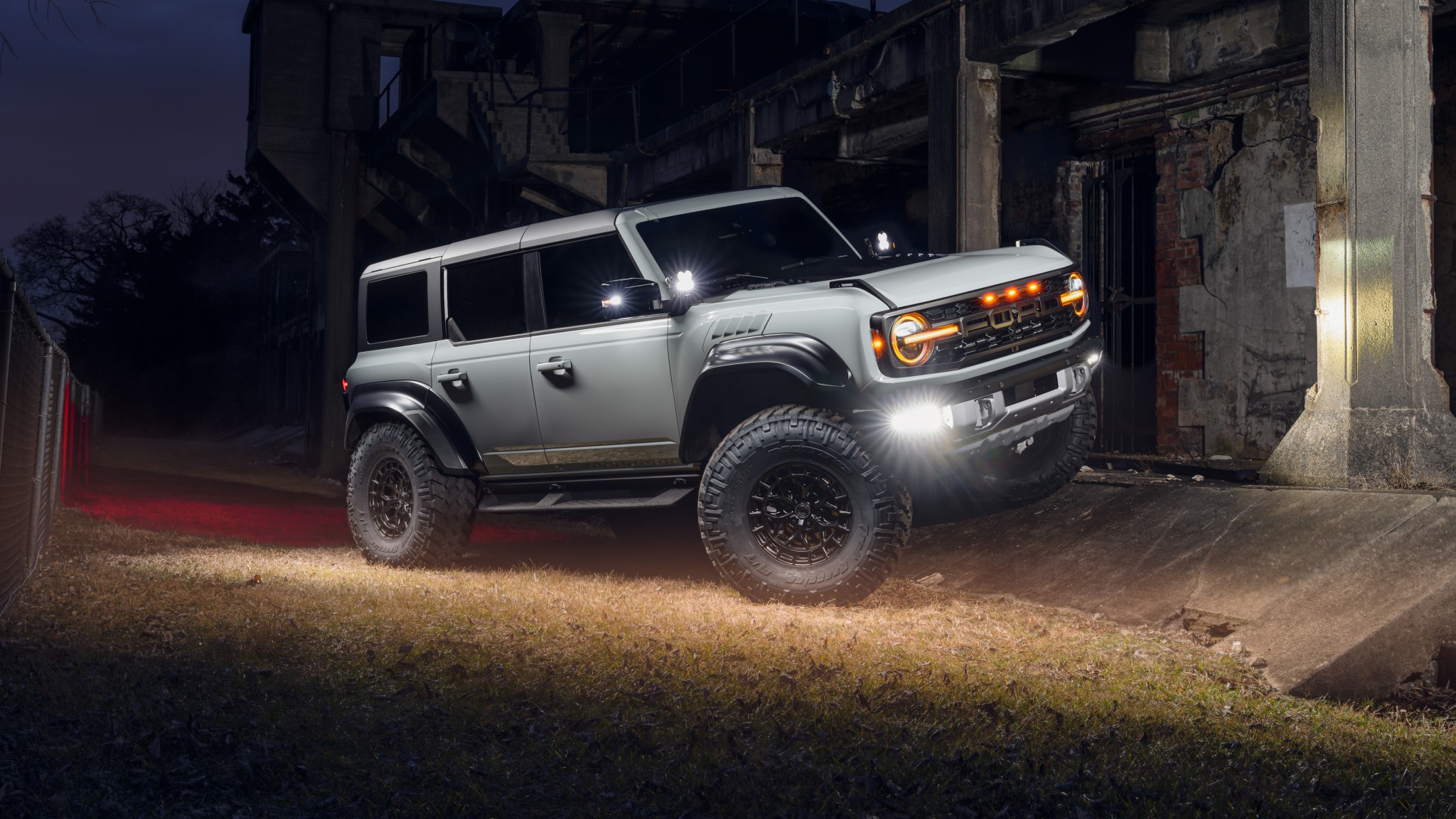 Gray Ford Bronco Raptor Night Wallpaper