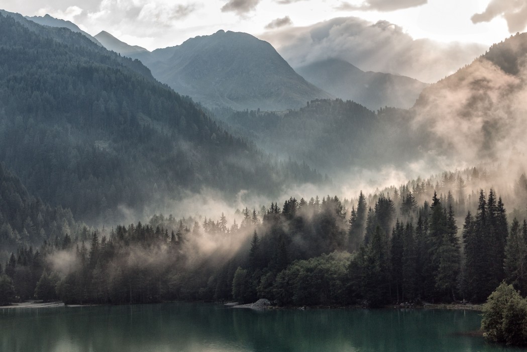 misty-mountain-lake-wallpaper-5026×3353