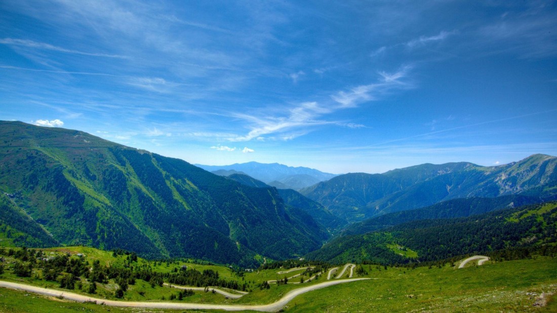 mountain-valley-road-view-wallpaper-1920×1080