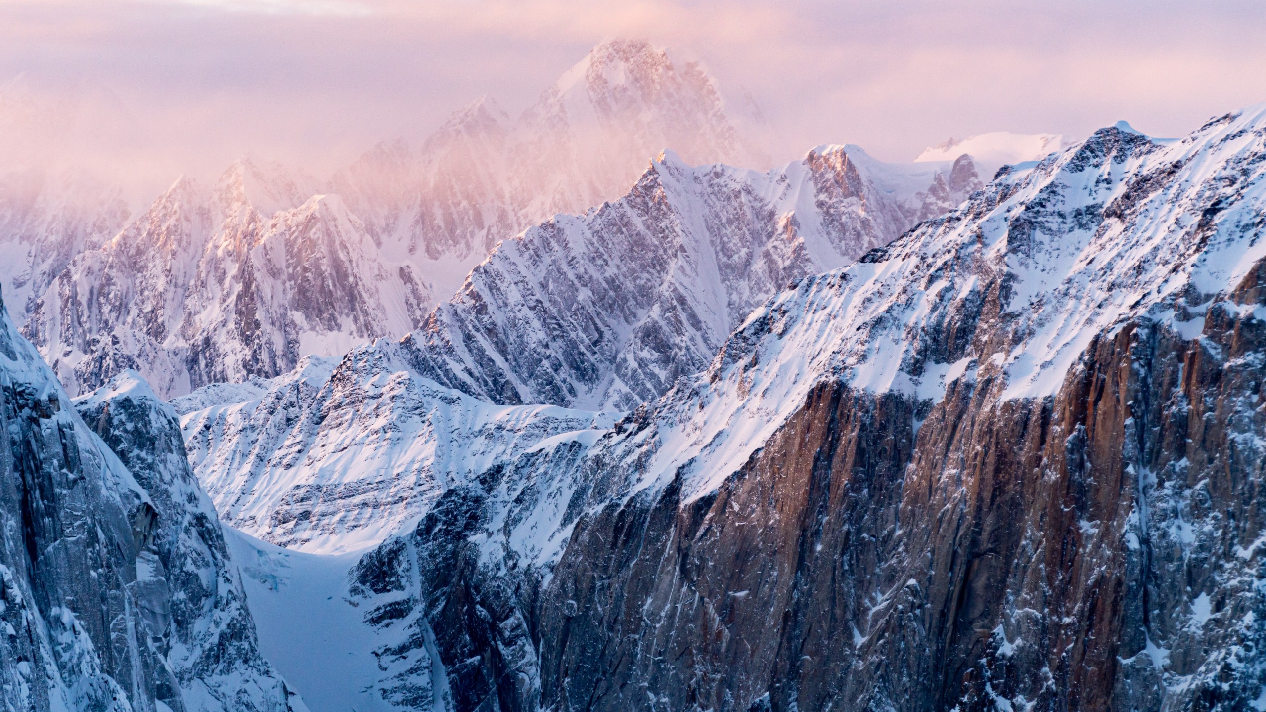 Alpenglow Snowy Mountain 4K Wallpaper – free HD wallpaper
