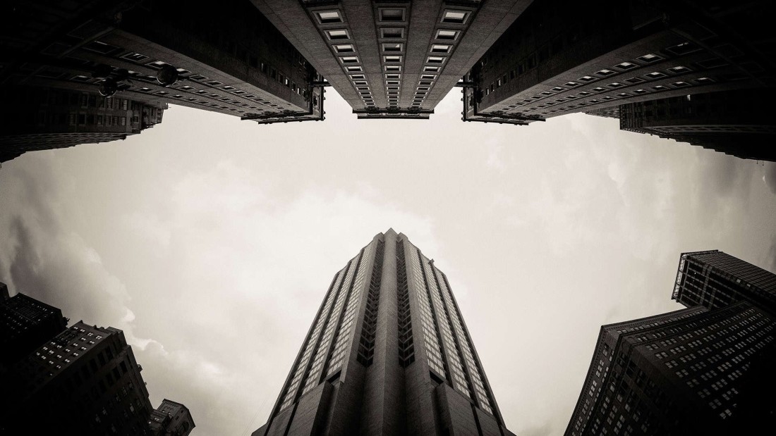 black-and-white-city-architecture-wallpaper-1920×1080