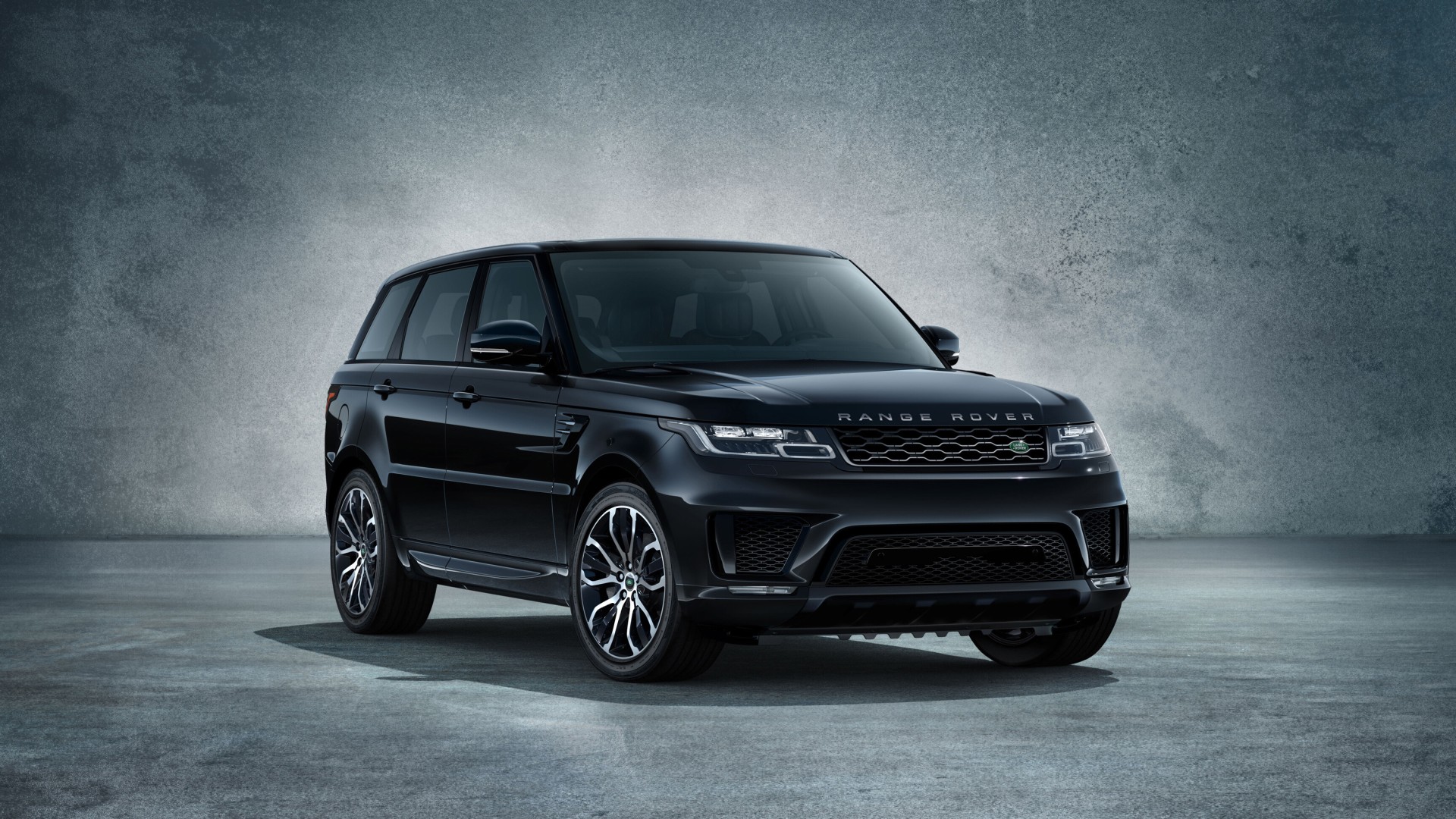 Black Range Rover Studio Wallpaper – free HD wallpaper