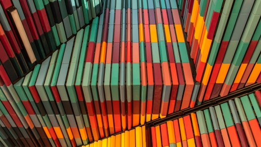 colorful-geometric-architecture-wallpaper-2560×1440