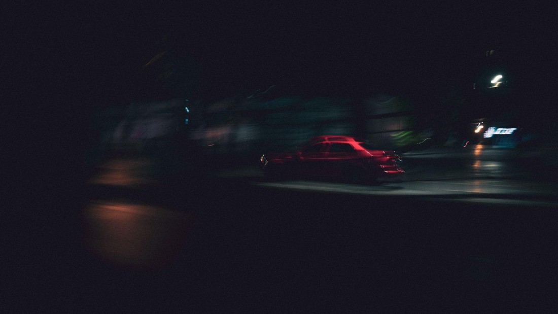 dark-night-car-motion-wallpaper-1920×1080