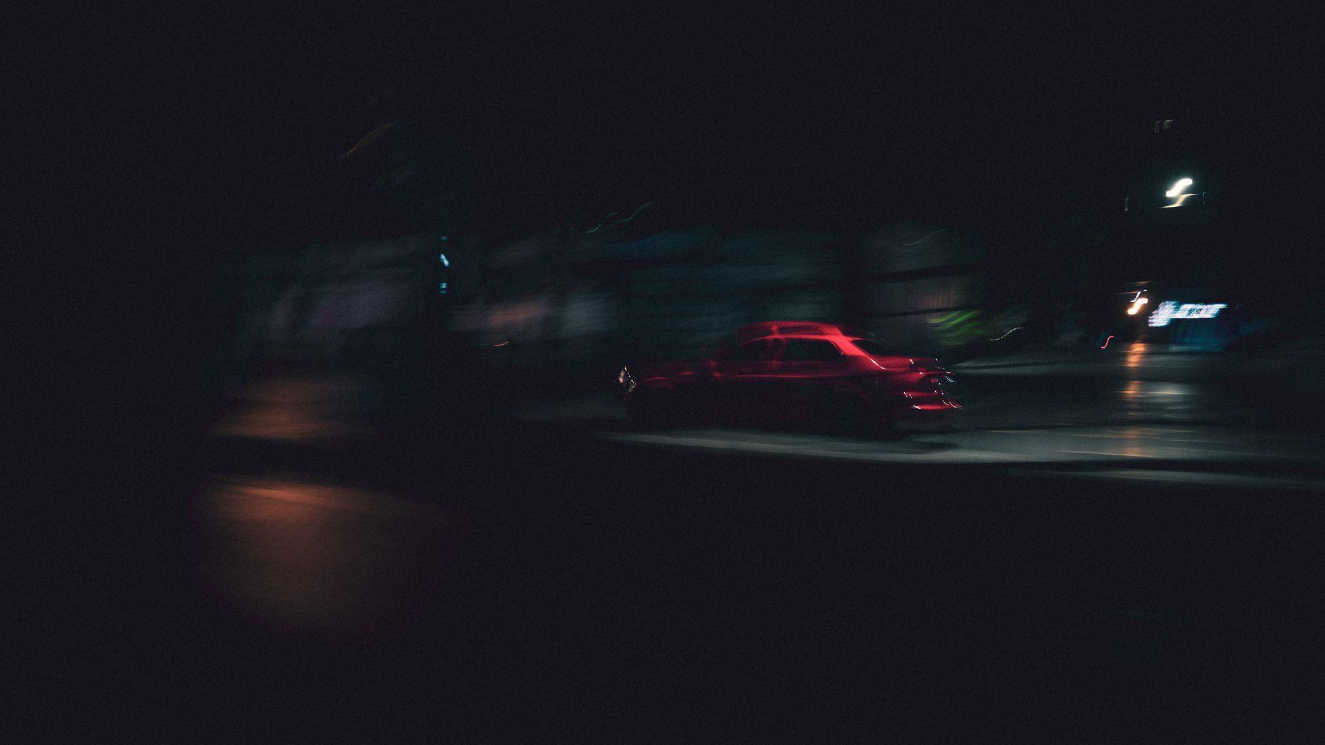Dark Night Car Motion Wallpaper