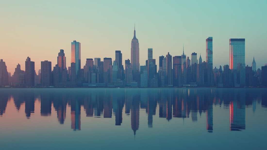 manhattan-skyline-reflection-4k-wallpaper-3840×2160