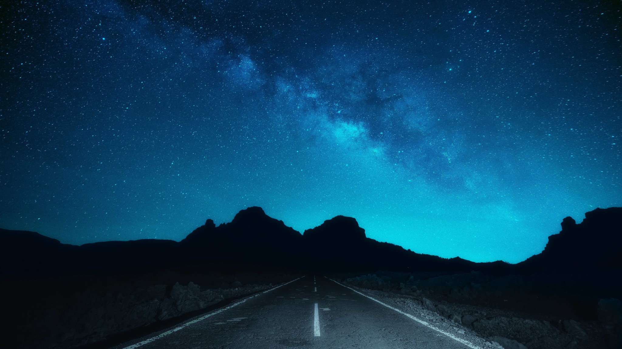Milky Way Desert Road 5K Wallpaper