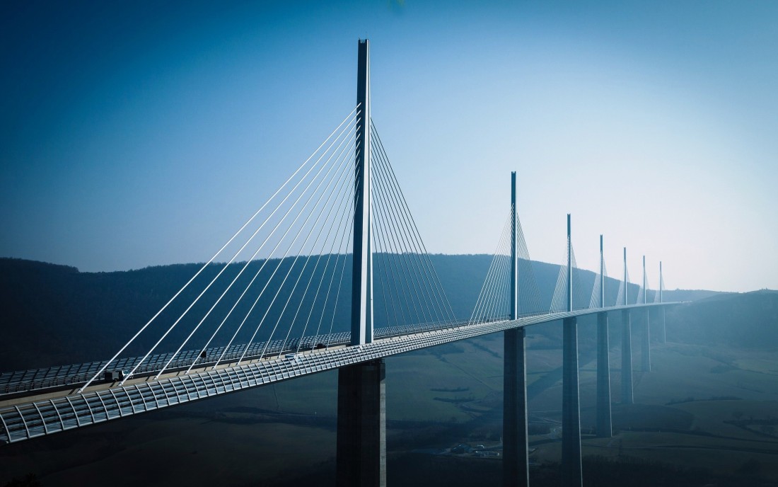modern-bridge-architecture-widescreen-wallpaper-2560×1600