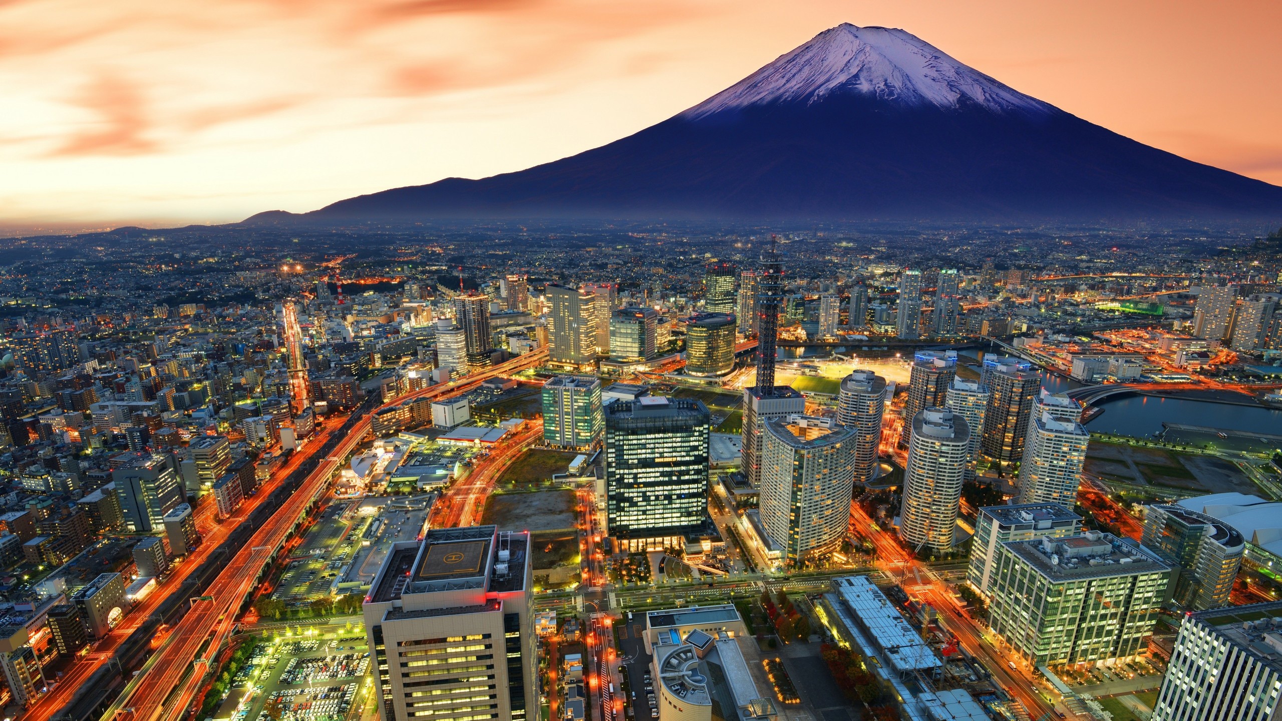 Mount Fuji City Skyline 4K Wallpaper – free HD wallpaper