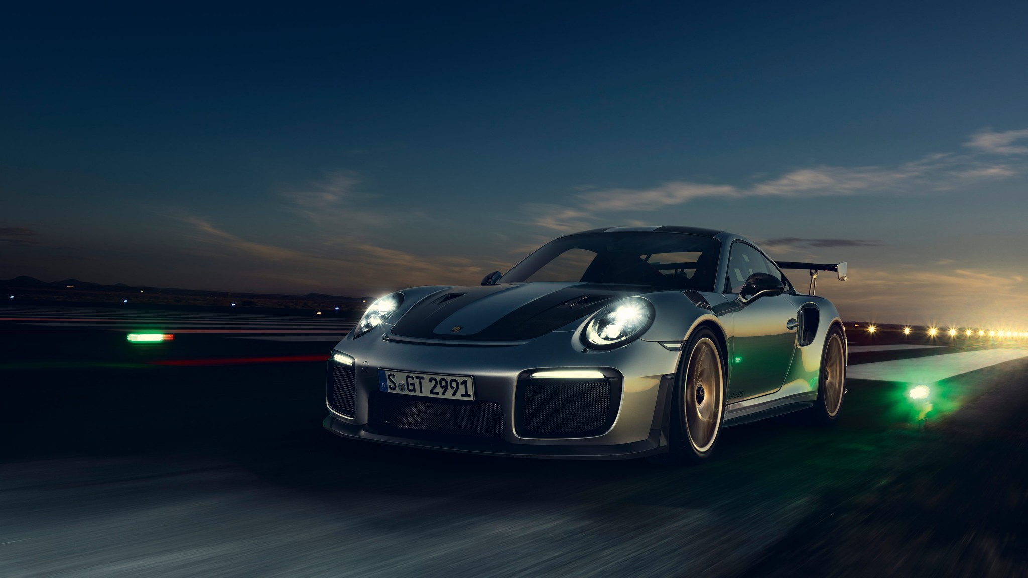 Porsche 911 GT2 Night Track Wallpaper