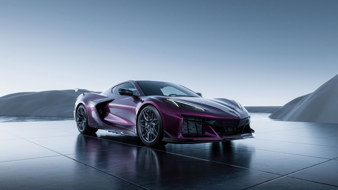 purple-chevrolet-corvette-z06-studio-wallpaper-5120×2880