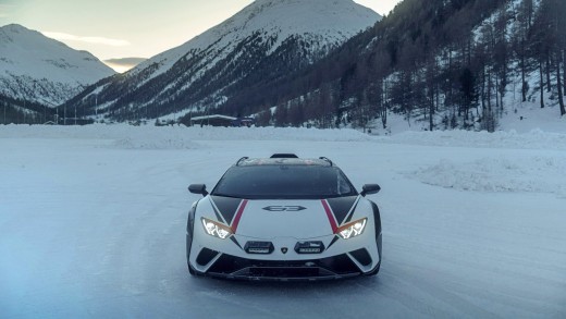 Snow Mountain Lamborghini Wallpaper
