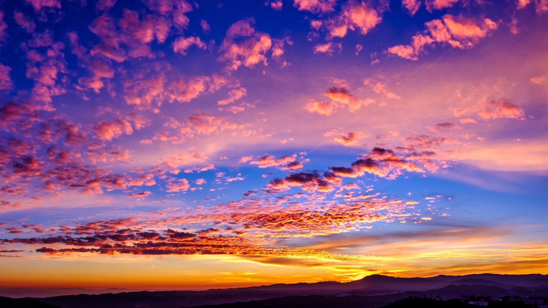 Golden Sunset Clouds Wallpaper – free HD wallpaper