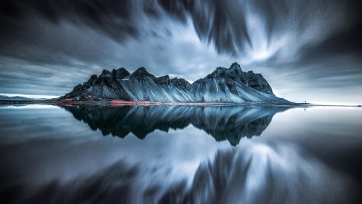 Vestrahorn Mountain Reflection Wallpaper